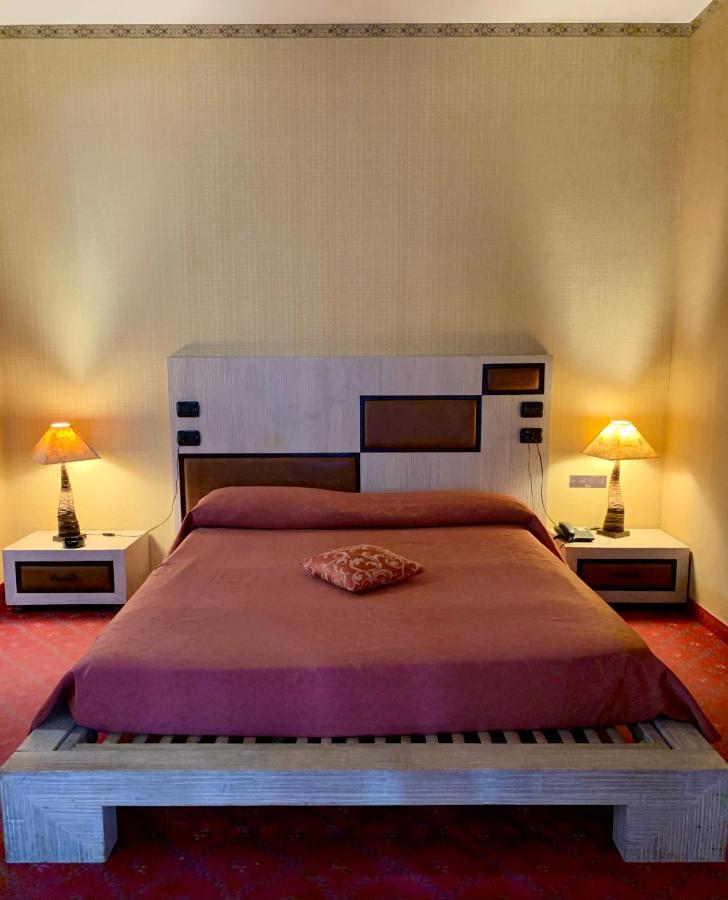 Hotel - Motel Flower Gropello Cairoli Eksteriør billede