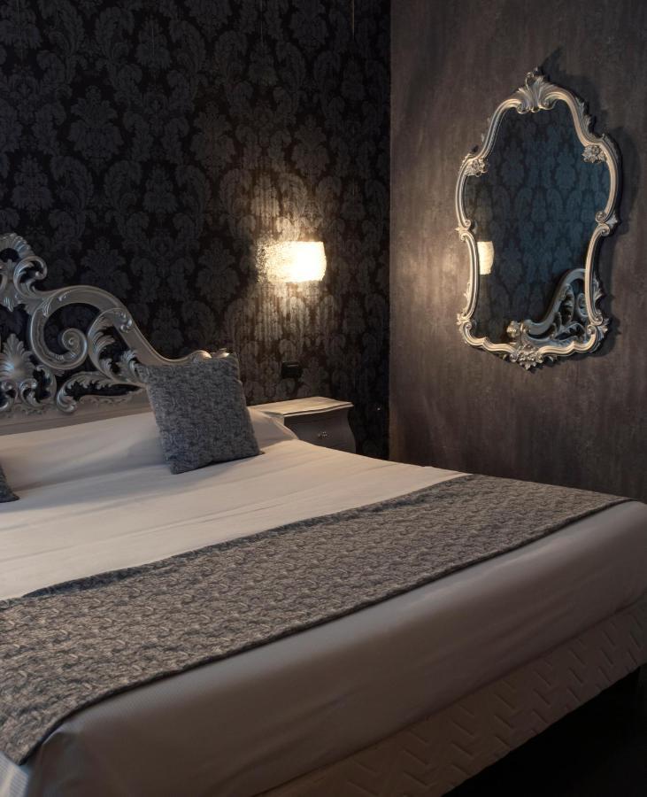 Hotel - Motel Flower Gropello Cairoli Eksteriør billede