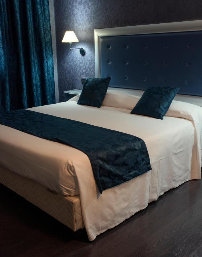 Hotel - Motel Flower Gropello Cairoli Eksteriør billede